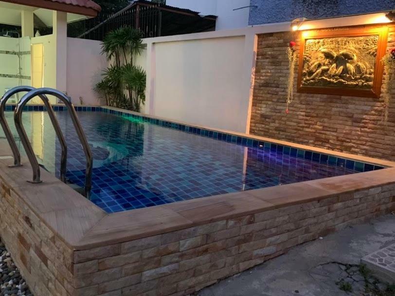Yoch Pool Villa Pattaya Exterior foto