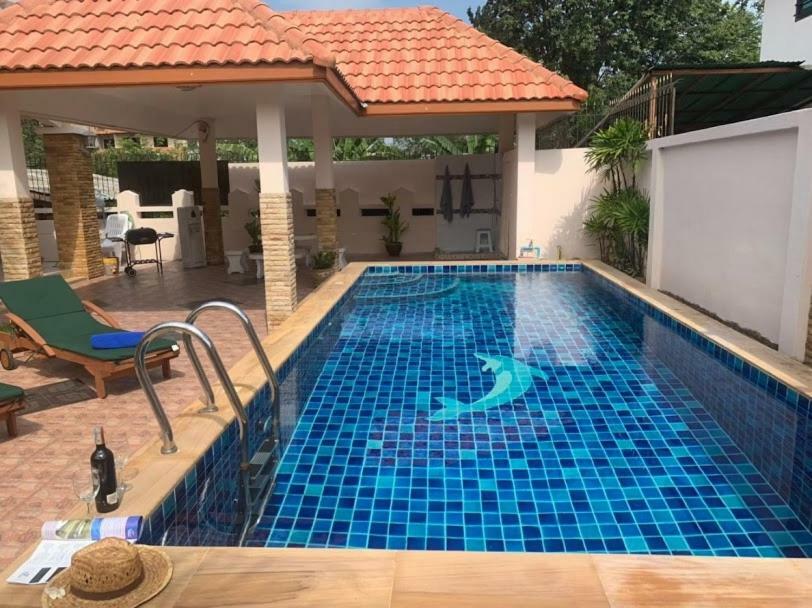 Yoch Pool Villa Pattaya Exterior foto
