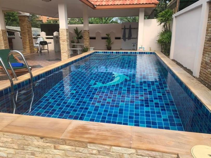 Yoch Pool Villa Pattaya Exterior foto